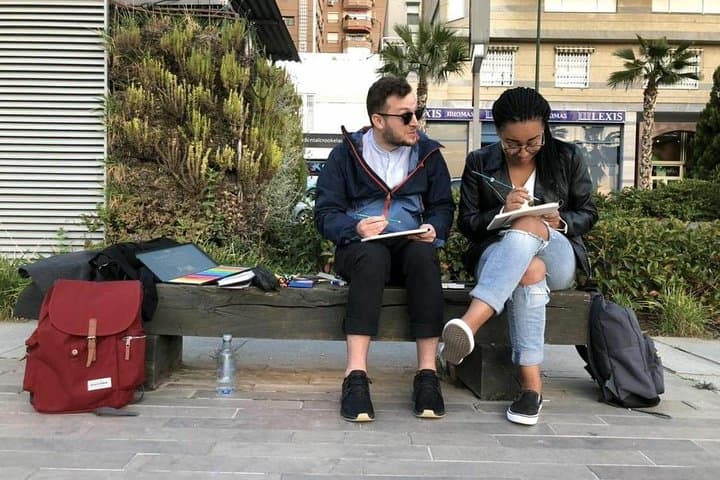 I DRAW Malaga: Art and Drawing Lesson - by OhmyGoodGuide!