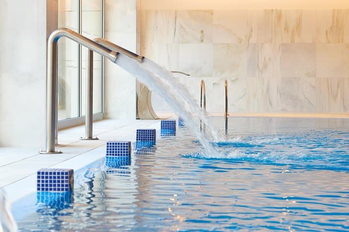 Relaxing back massage & day SPA