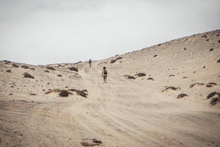 Discover the real Fuerteventura: extraordinary paths surrounded by nature