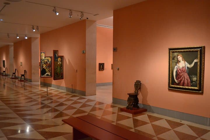 Private Tour: Thyssen-Bornemisza Museum with Skip-the-Line Access