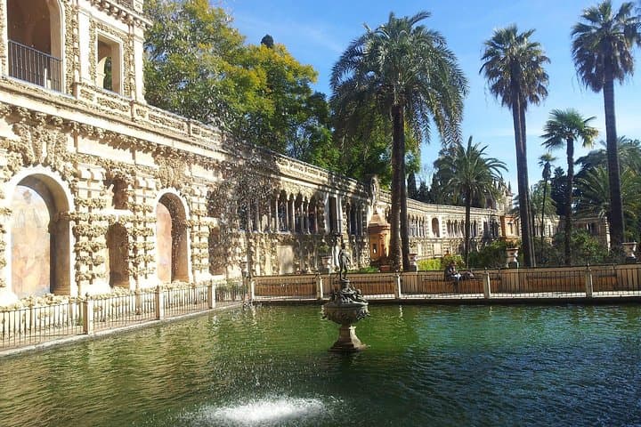 Seville Cathedral, Alcazar, and Jewish Quarter Skip-the-Line Combo Tour
