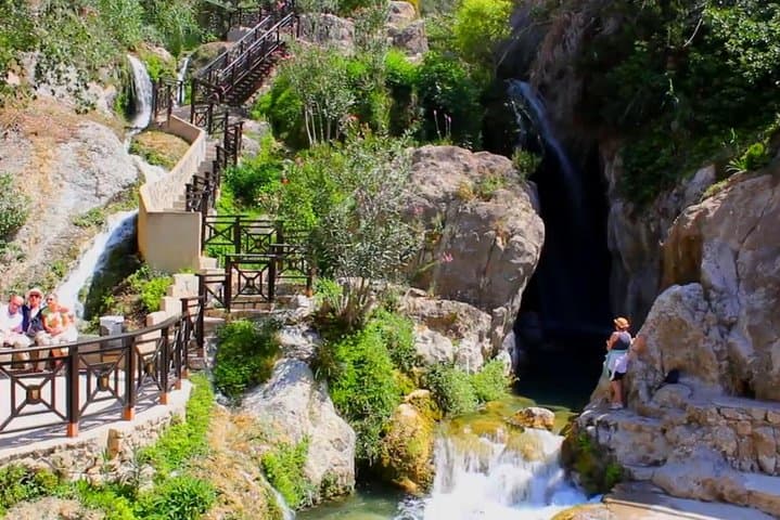 From Albir, Benidorm & Calpe: Guadalest & Algar Falls day trip