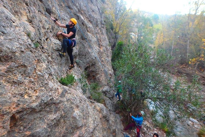 Climb In Montanejos For Beginners