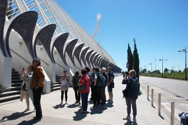 Walking Tour City of the Arts and Sciences