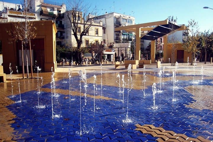 Seville Off the Beaten Path Tapas and Market Tour