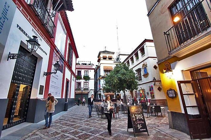 Learn Spanish Seville Santa Cruz Walking Tour