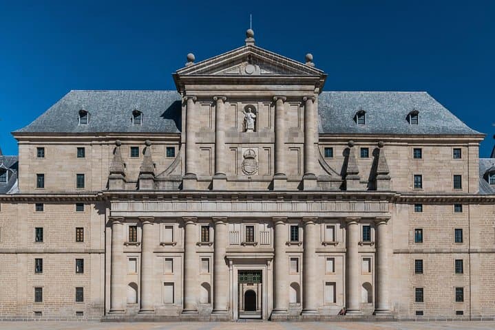Escorial & Valley and Segovia from Madrid