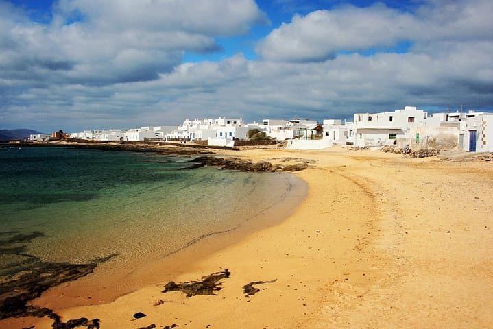 Graciosa Marine Reserve Catamaran Day Trip with Transfers