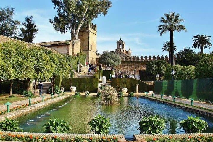 Private Tour: Cordoba Walking Tour with Skip-the-line Tickets