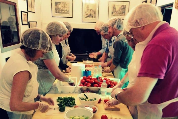 Private Cooking Class in Traditional Andalusian Housing