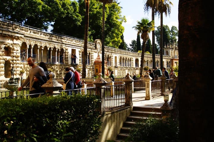 Grutesco Gallery