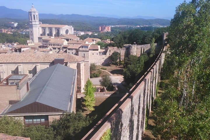 Girona and Besalu, Jewish History tour Small Group from Girona