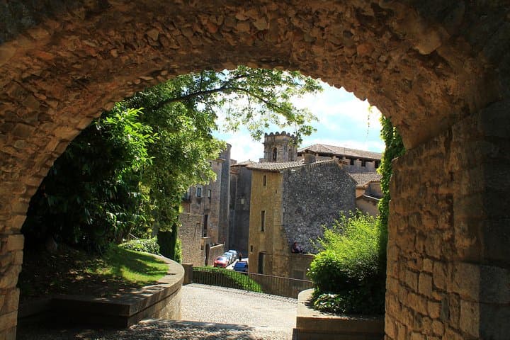 Private: Girona and Besalu Jewish History Tour from Girona