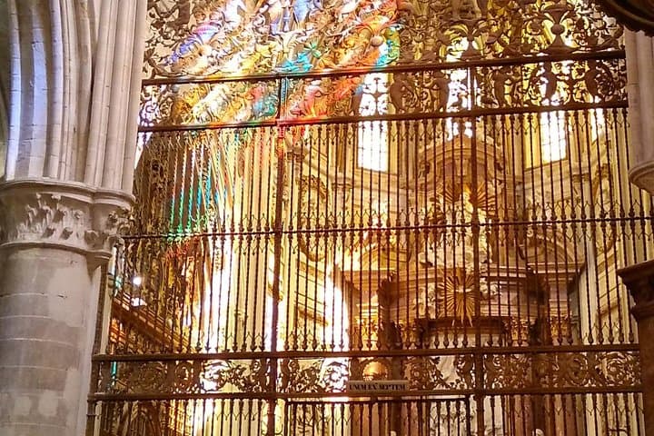 Tour from Madrid to Cuenca with access to Cathedral
