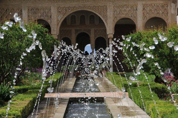 Shore Excursion from Almeria: Alhambra and Generalife Gardens