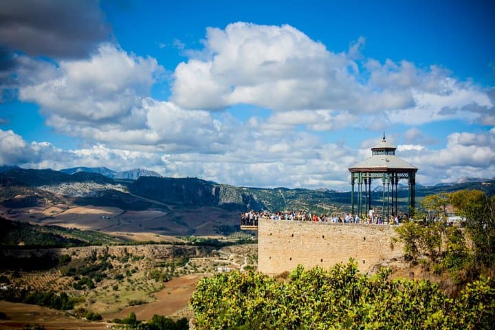 From Granada: Premium Ronda Trip & Guided Highlights Experience