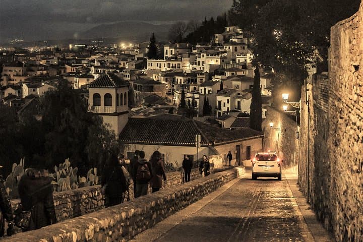Guided tour Granada Unexplained