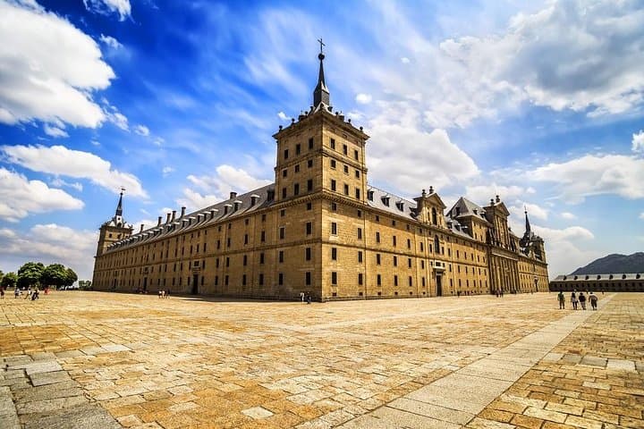 5 Day Undiscovered Castilla Self Drive Tour from Madrid