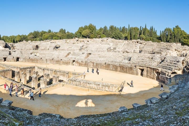 Private 4-hour Tour of Italica from Seville with pick up