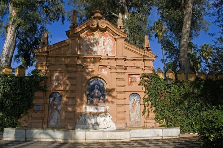 History of Women of Seville Private Tour
