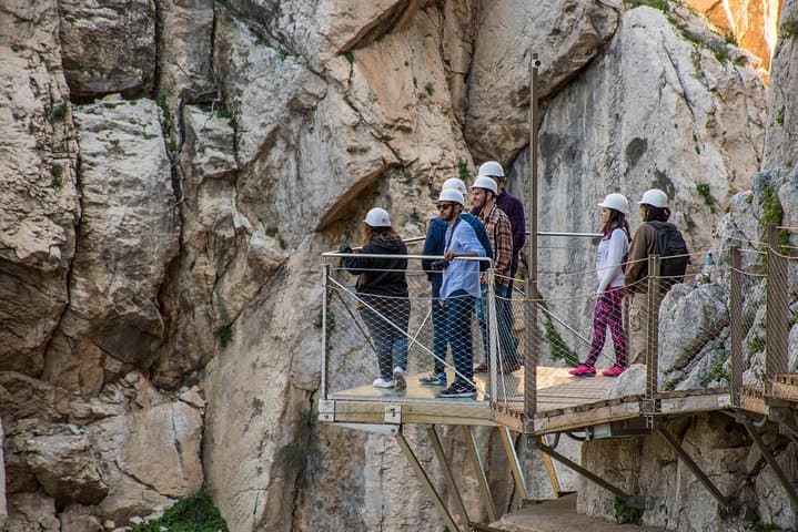 From Granada: Caminito del Rey Guided Tour & Guaranteed Tickets