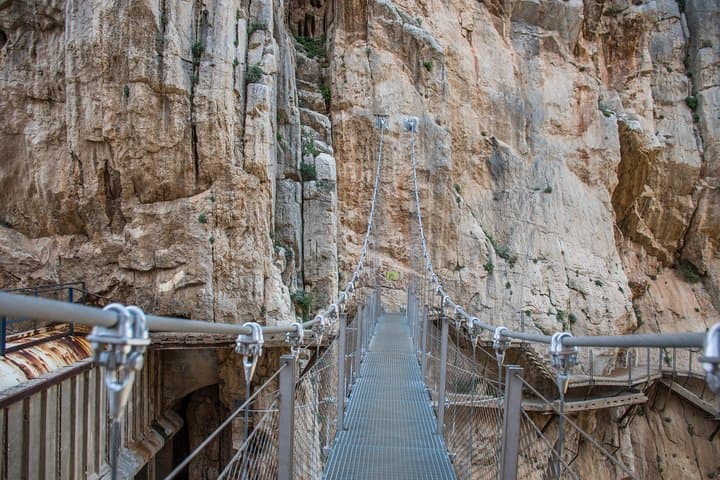 From Granada: Caminito del Rey Guided Tour & Guaranteed Tickets