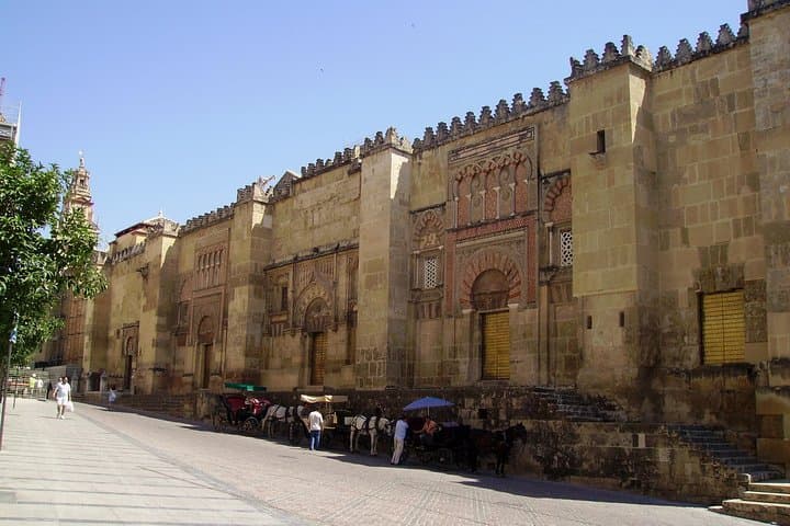 Private 9-Hour Tour to Cordoba from Granada with Hotel pick up