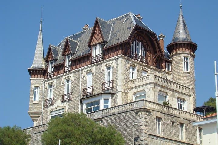 Private 6-hour tour to Biarritz and Saint-Jean-de-Luz from San Sebastian Hotel