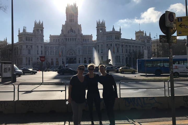 Plaza de Cibeles on a mid morning run