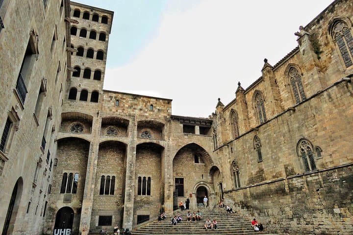 Barcelona Old Town & Gothic Quarter Small Group Tour