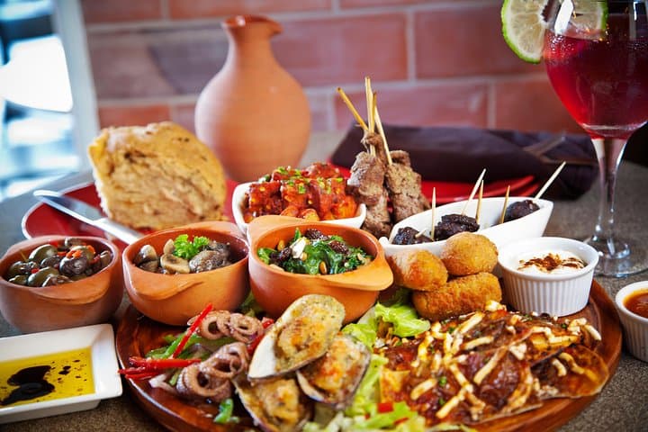 Tapas in a small group tour Barcelona