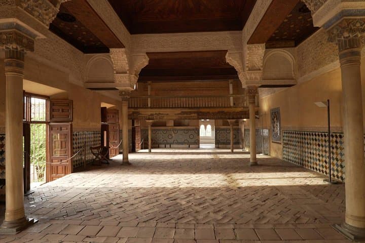 Thehttps://media-cdn.tripadvisor.com/media/attractions-splice-spp-720x480/07/81/94/ea.jpg Mexuar
