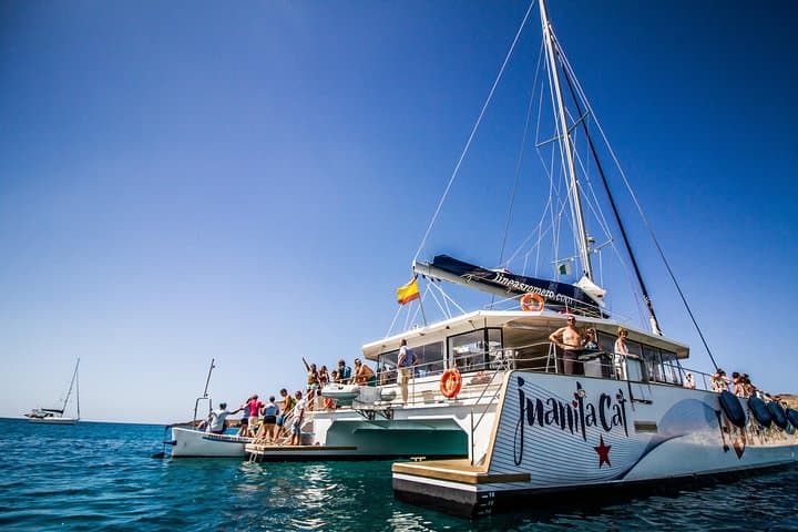 Graciosa Marine Reserve Catamaran Day Trip with Transfers