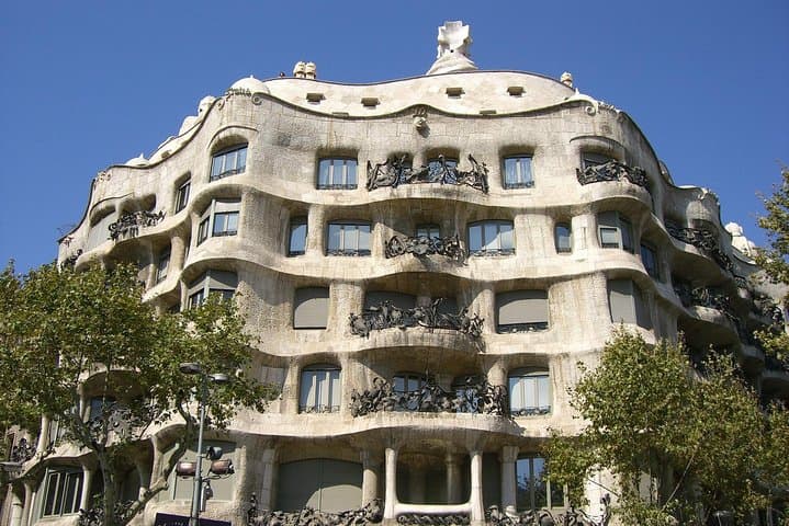 Mila y la pedrera