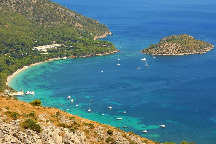 Mallorca: Scenic Formentor Tour by Bus & Boat
