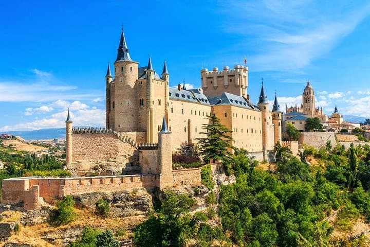 Toledo and Segovia with Priority Access to Alcazar of Segovia from Madrid