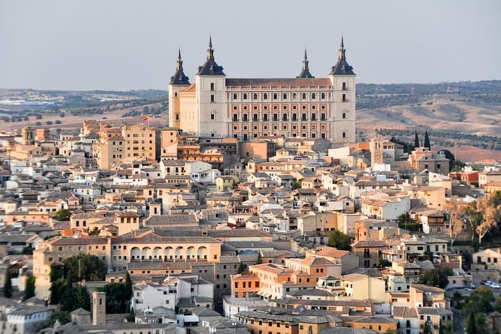 Toledo and Segovia with Priority Access to Alcazar of Segovia from Madrid