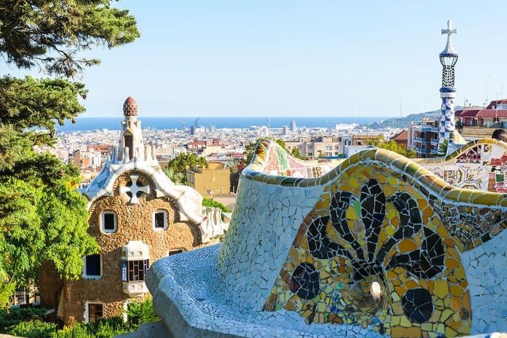Park Guell Skip-the-Line Guided Tour Barcelona with Tickets