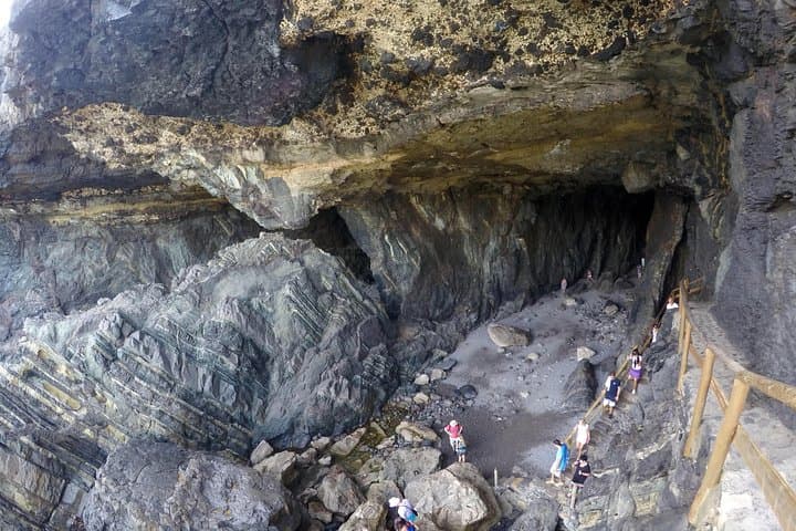 Discover the real Fuerteventura: extraordinary paths surrounded by nature