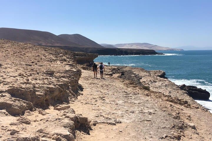 Discover the real Fuerteventura: extraordinary paths surrounded by nature