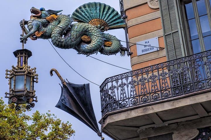 Private bespoken tailored Tour in Barcelona (chauffered or walking)