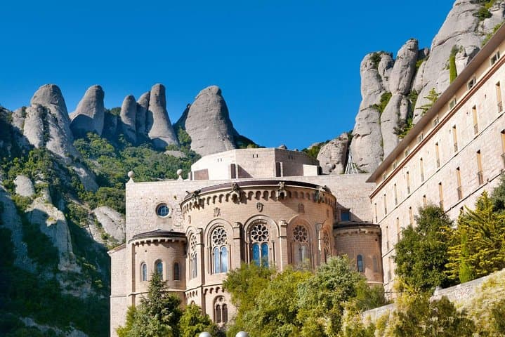Montserrat Monastery Private Tour with Hotel Pick-up