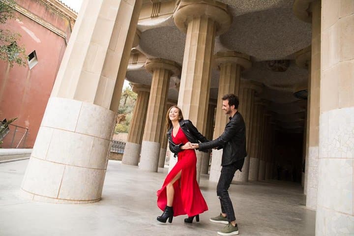 Park Guell Photoshoot Tour in Barcelona