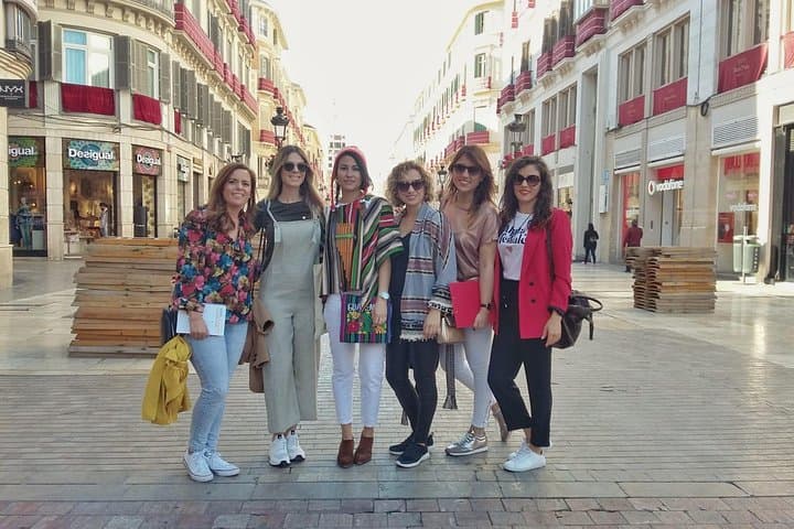 Málaga: Private Sightseeing Treasure Hunt