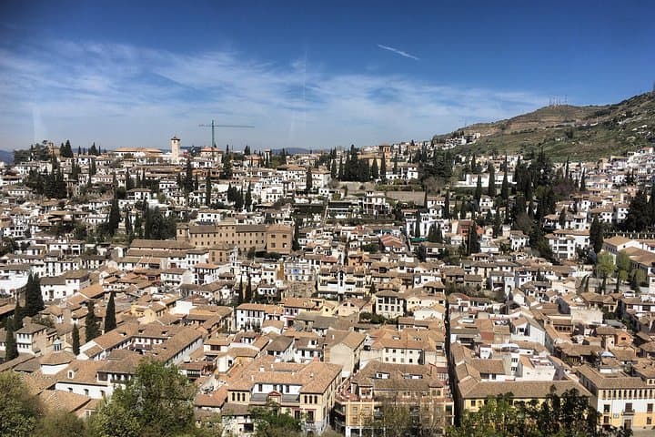 Granada and Albaicin: Wine and Tapas Tour