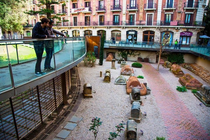 Roman Tombs
