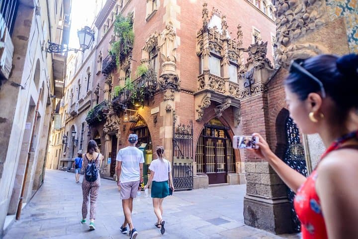 Barcelona E-Bike Small Group Tour with Tapas & Wine Tasting