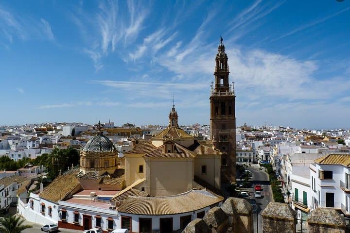 Private 5-hour Tour of Carmona and Seville from Seville