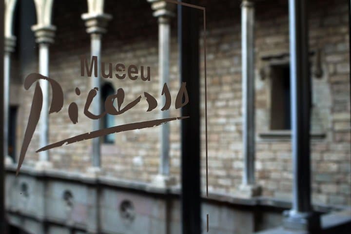 Articket Barcelona Skip the Line Pass: Access to 6 Best Museums