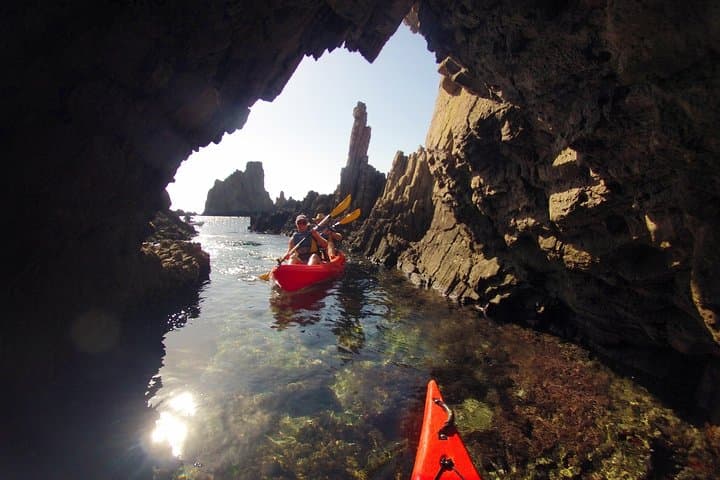 Navigable caves